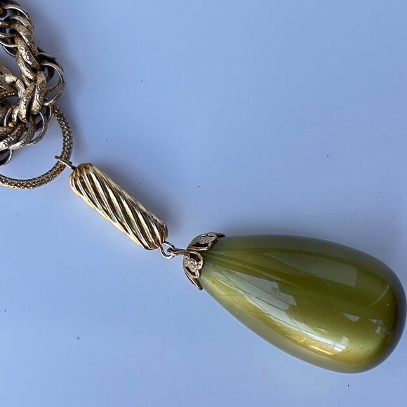 Sarah Coventry Green Lucite Double Link Strand Moon Glow Drop Necklace - Picture 13 of 16